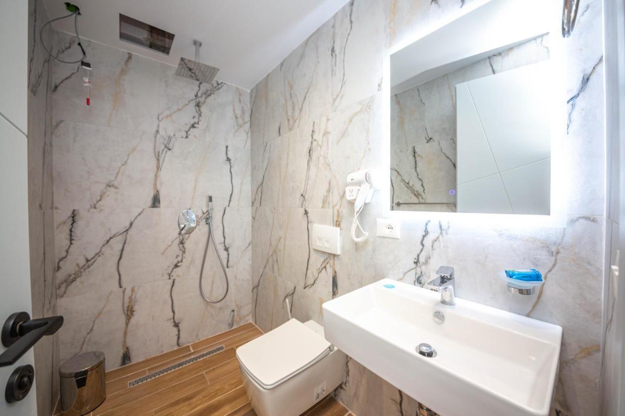 Hesperus Hotel Vlorë Eksteriør bilde